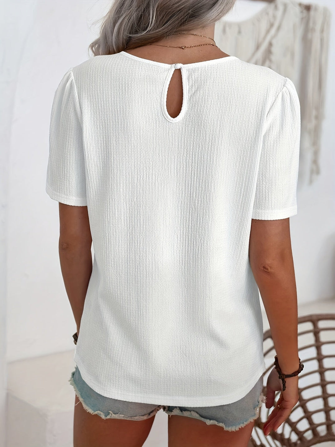 Noémie | T-shirt élégant à texture subtile