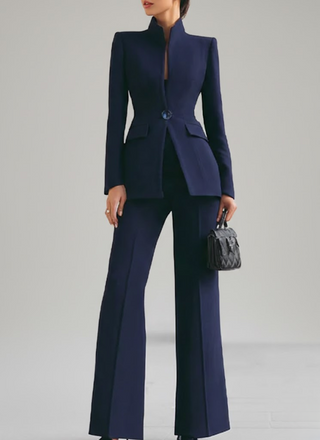 Dominique | Tailleur pantalon bleu nuit intemporel