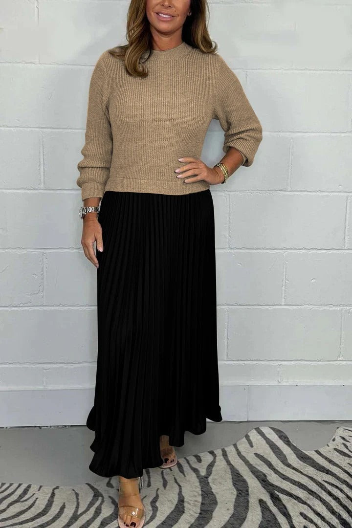Claudine | La Robe Pull Plissée Élégance et Confort