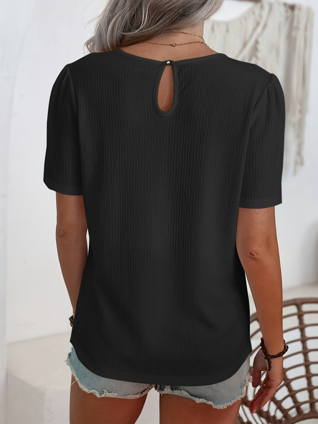 Noémie | T-shirt élégant à texture subtile